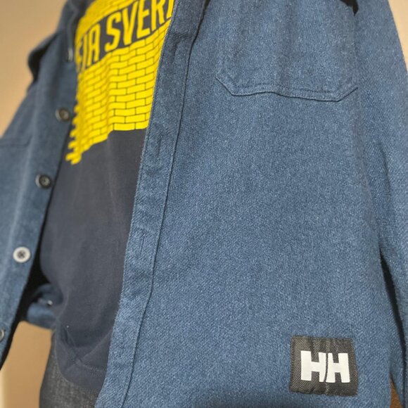 Helly Hansen Shirt – Great for Tough Weather! - Picture 3 of 10